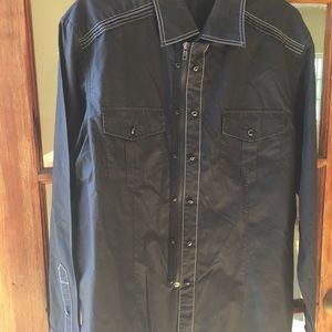 Men’s casual shirt